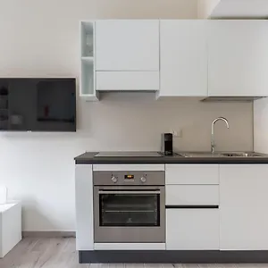 Bnbutler - Panizza - Grazioso Monolocale, Posizione Elegante E Apartamento
