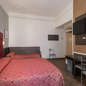 2* Szálloda Piola